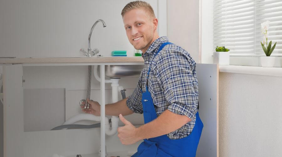 Weekend Plumber Service in Dahinda, IL